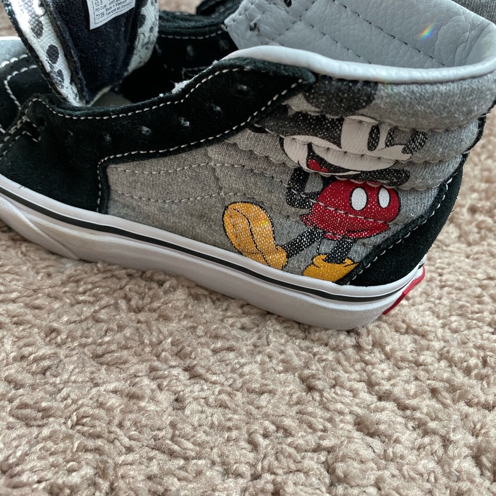 Limited Edition 90th Anniversary Release